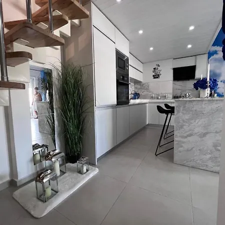 Paradise Luxury Velipojë