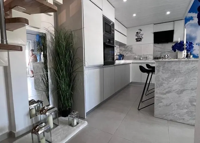 Paradise Luxury Velipoje